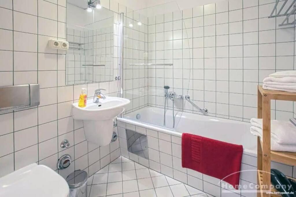 Apartment In Der Strohsackpassage - Zentrum Hbf Oper لبسيا المظهر الخارجي الصورة