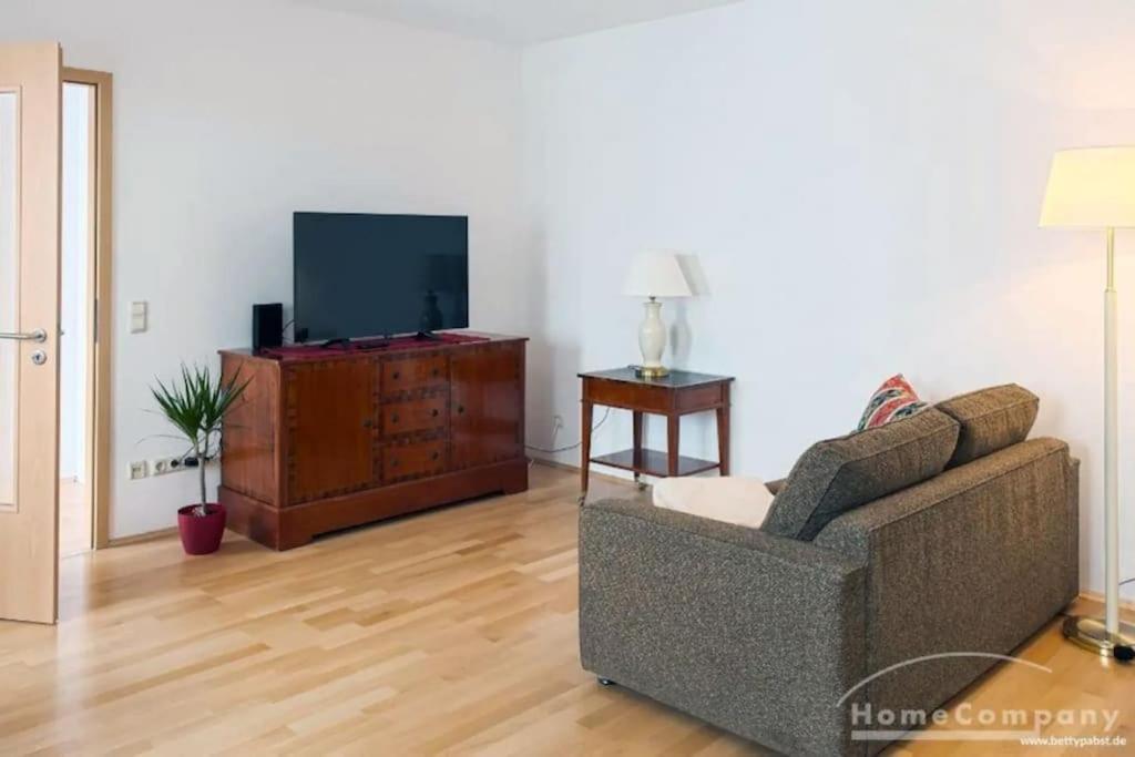 Apartment In Der Strohsackpassage - Zentrum Hbf Oper لبسيا المظهر الخارجي الصورة