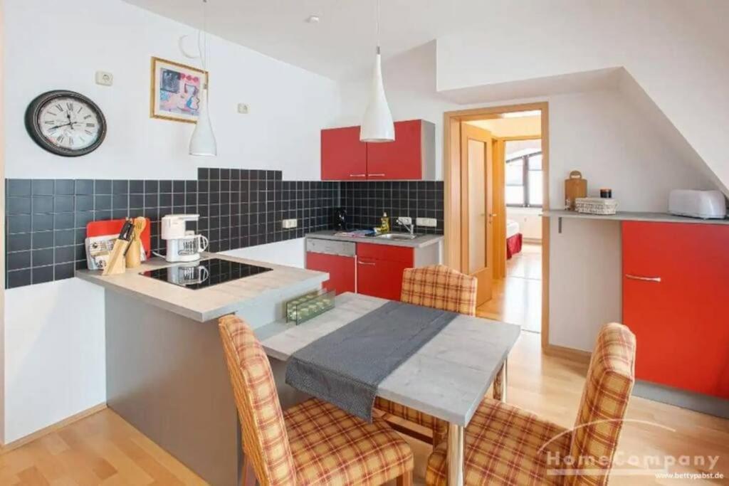Apartment In Der Strohsackpassage - Zentrum Hbf Oper لبسيا المظهر الخارجي الصورة