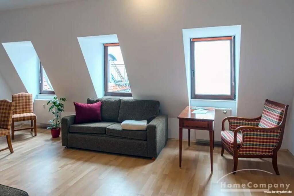 Apartment In Der Strohsackpassage - Zentrum Hbf Oper لبسيا المظهر الخارجي الصورة